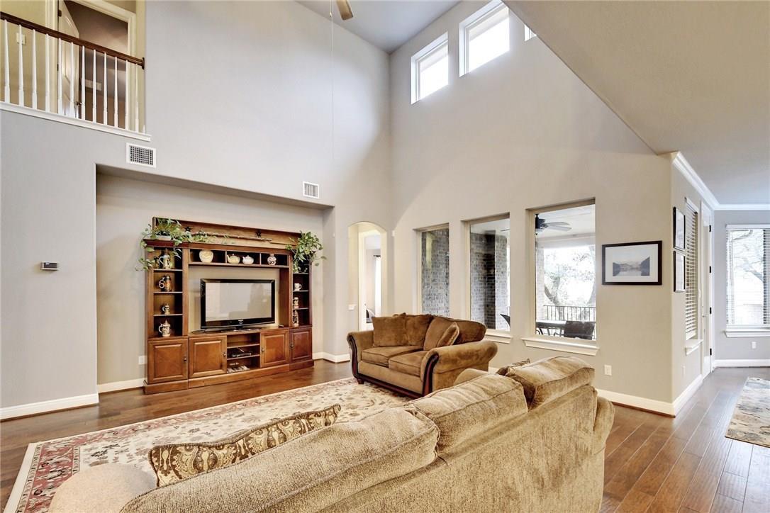 4229 Valley Oaks Dr, Leander, TX 78641