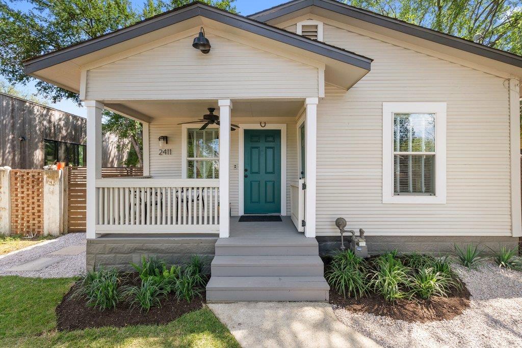 2411 E 10th St, Austin, TX 78702