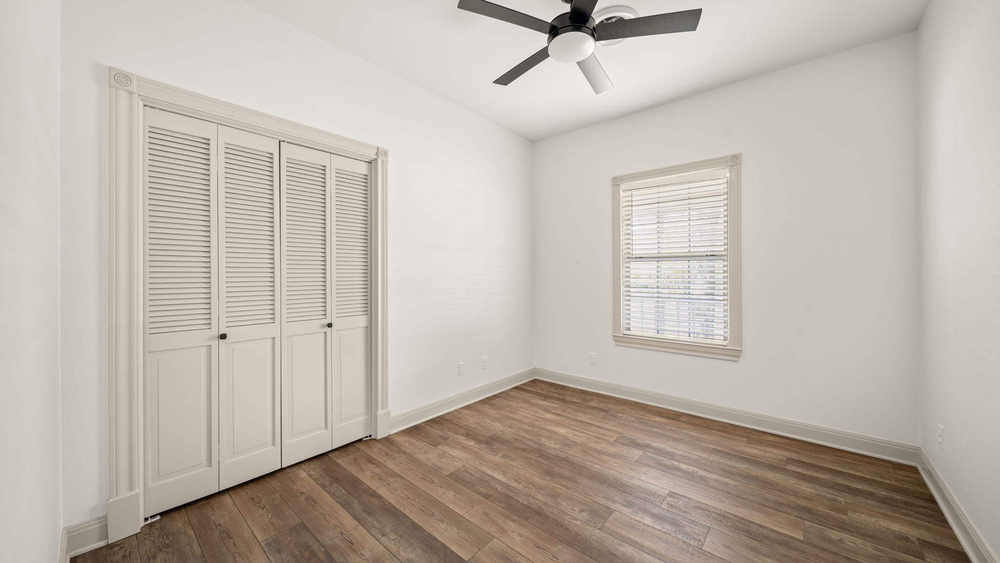 2205 S US Highway 77, Giddings, TX 78942