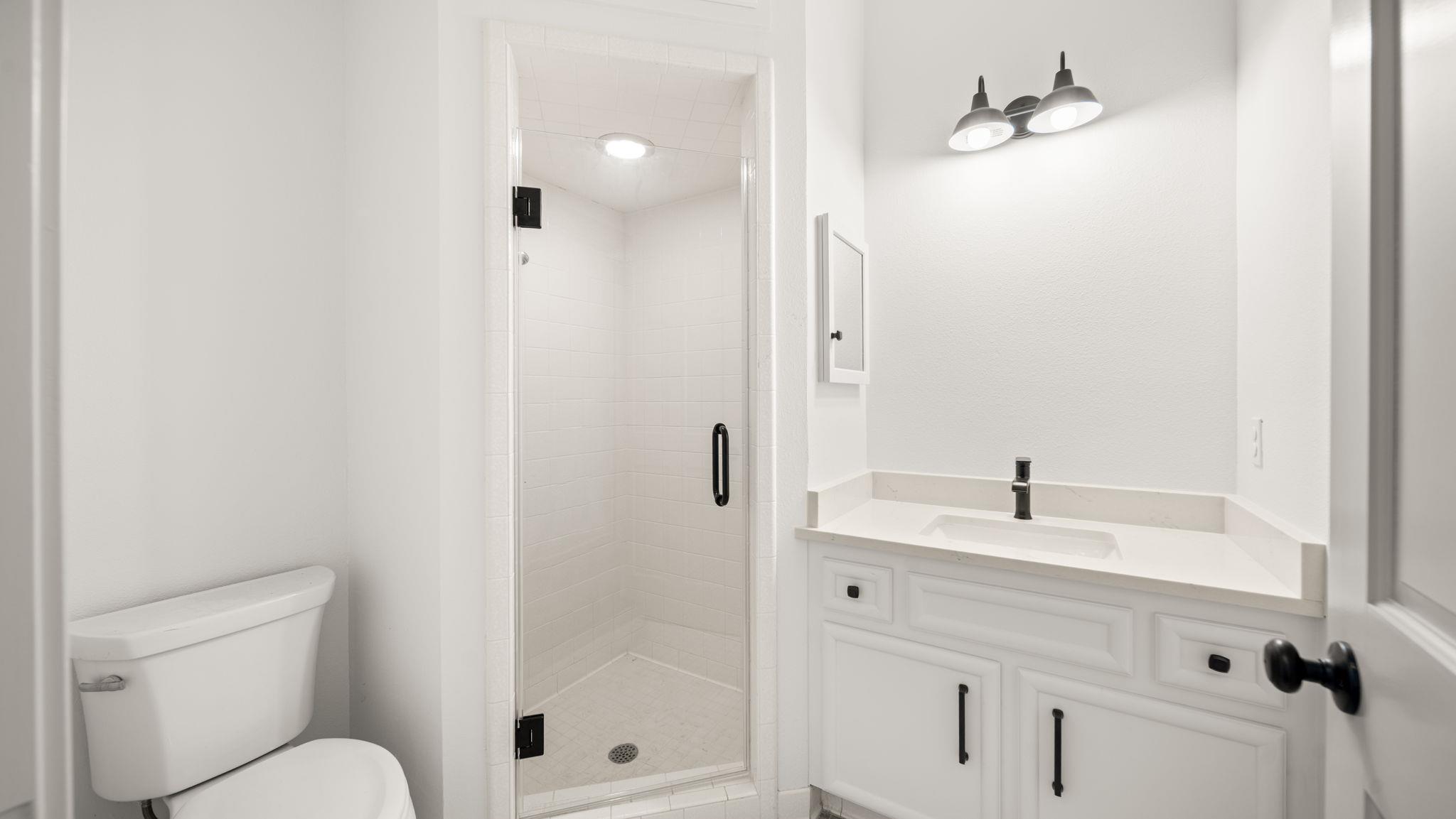 2205 S US Highway 77, Giddings, TX 78942