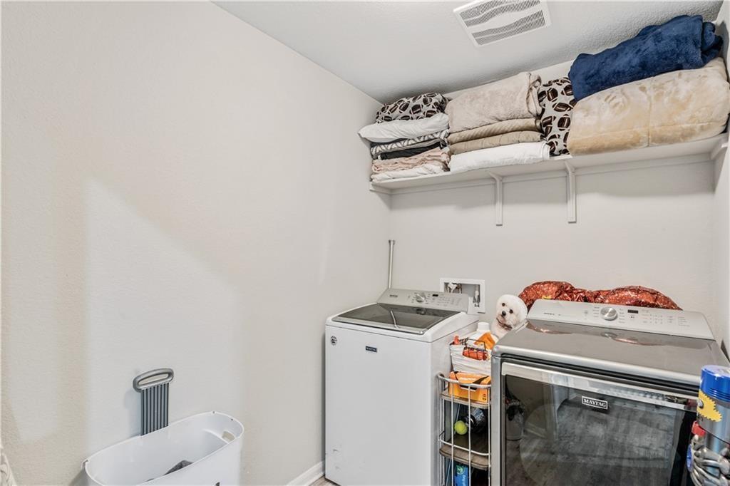 409 Lewisville Ln, Leander, TX 78641