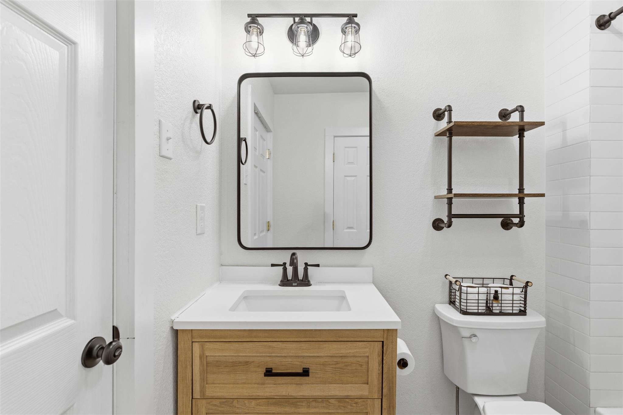 407 Westward St, Rockdale, TX 76567