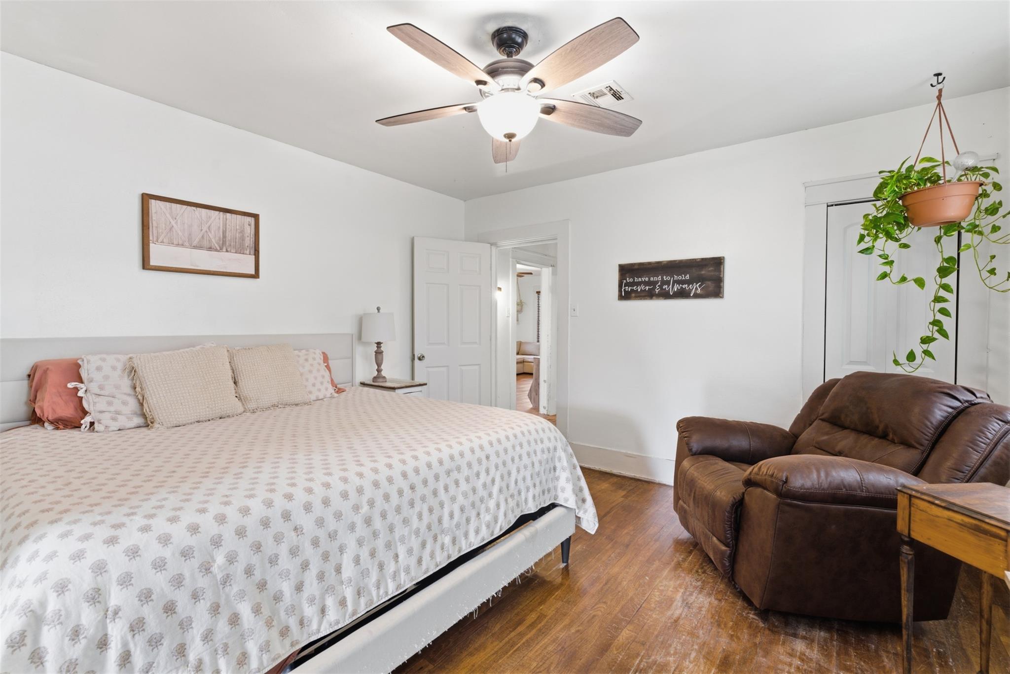 407 Westward St, Rockdale, TX 76567