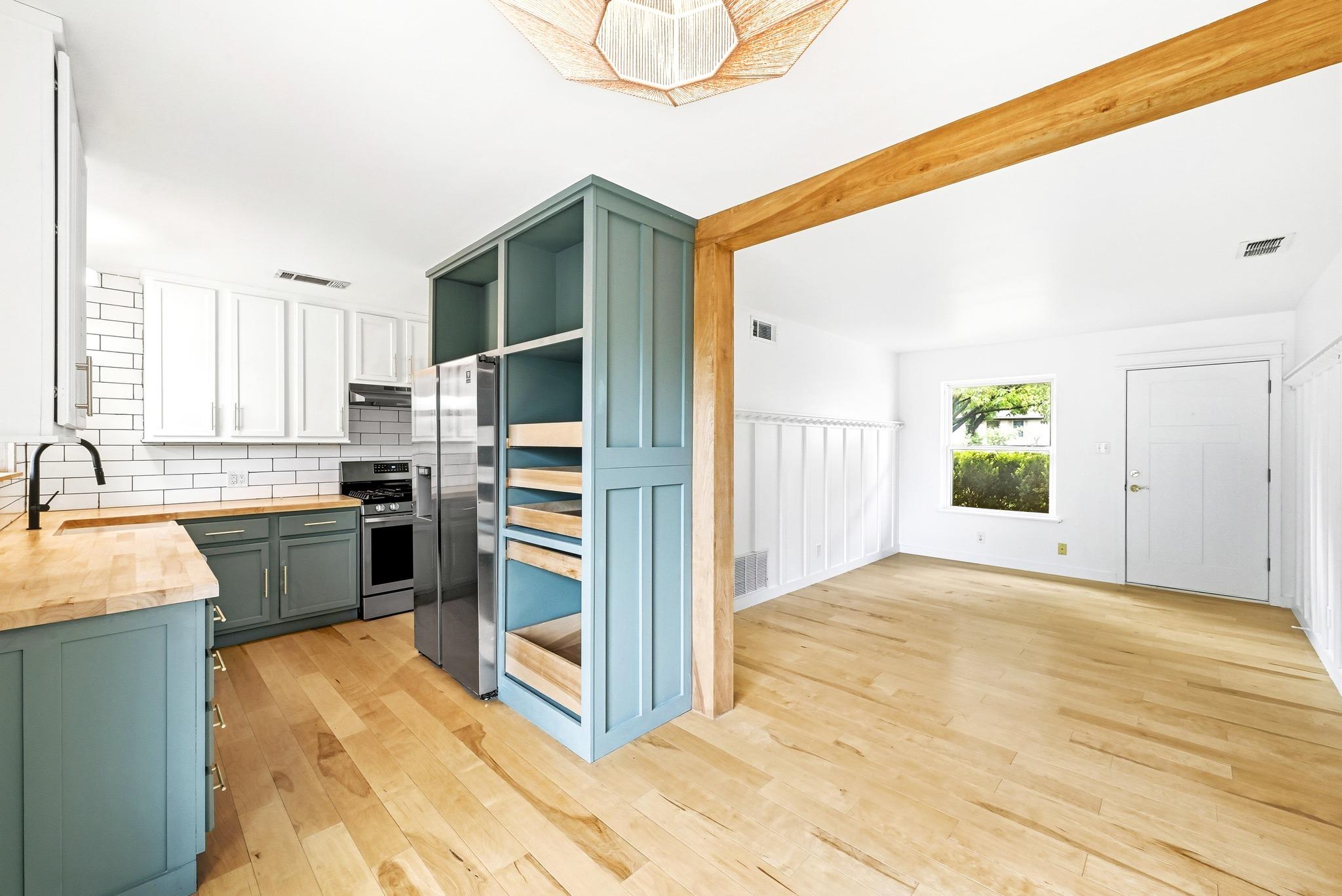 1204 Carrizo Ter, Austin, TX 78758