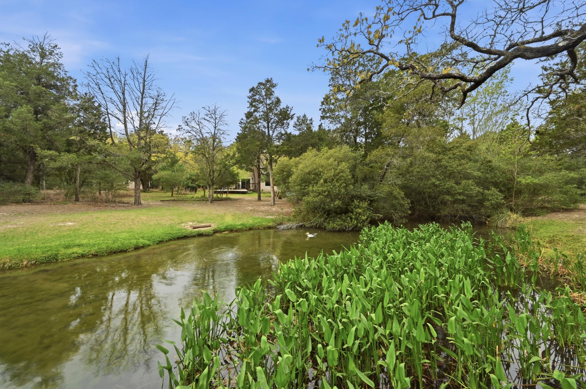 202 Cedar Hills Dr, Elgin, TX 78621