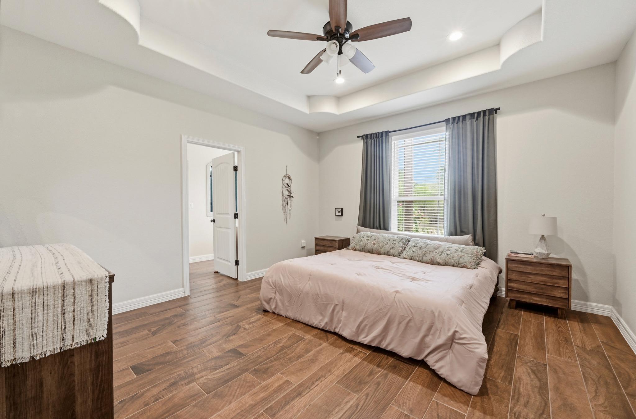 202 Cedar Hills Dr, Elgin, TX 78621