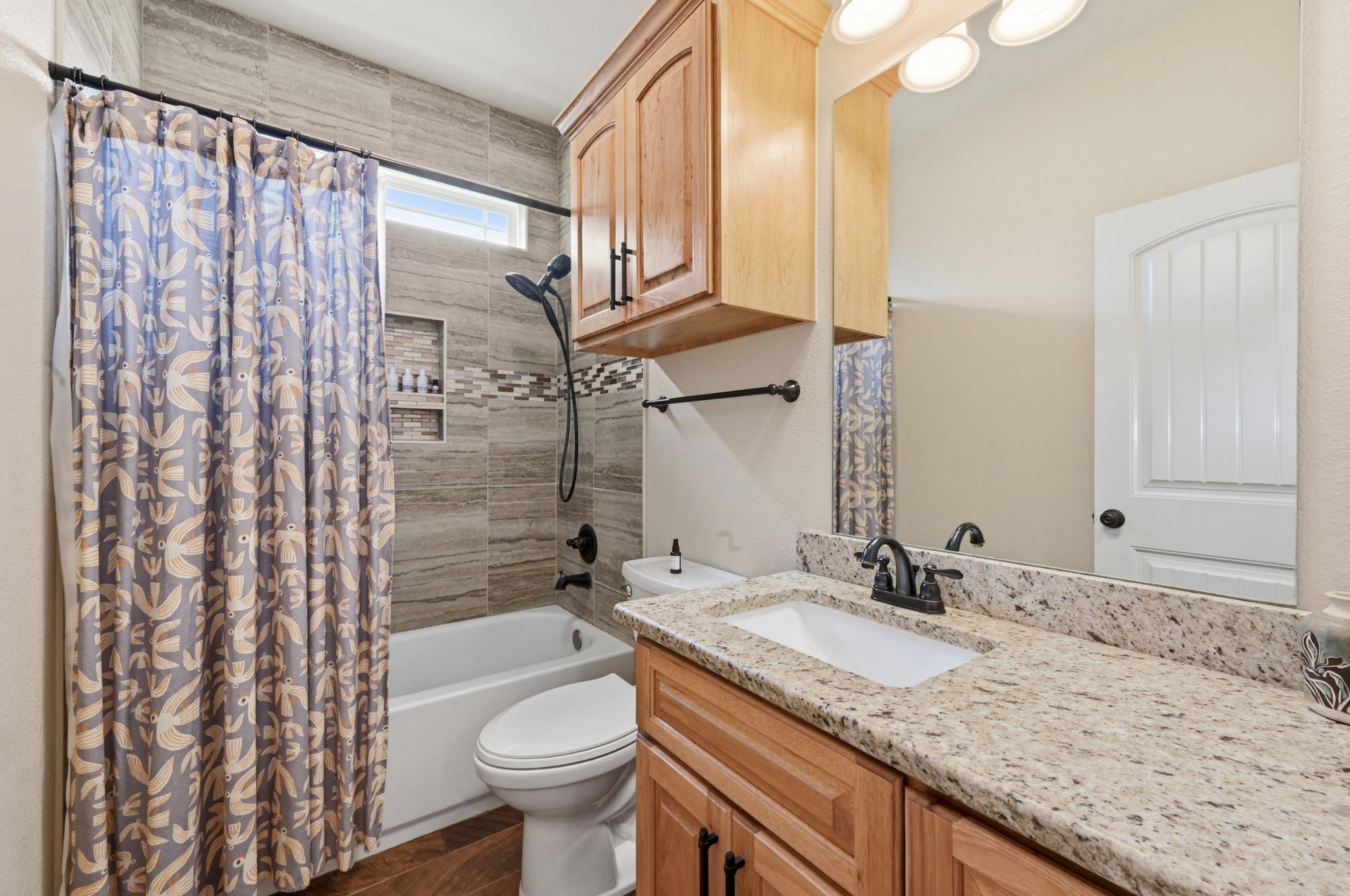 202 Cedar Hills Dr, Elgin, TX 78621