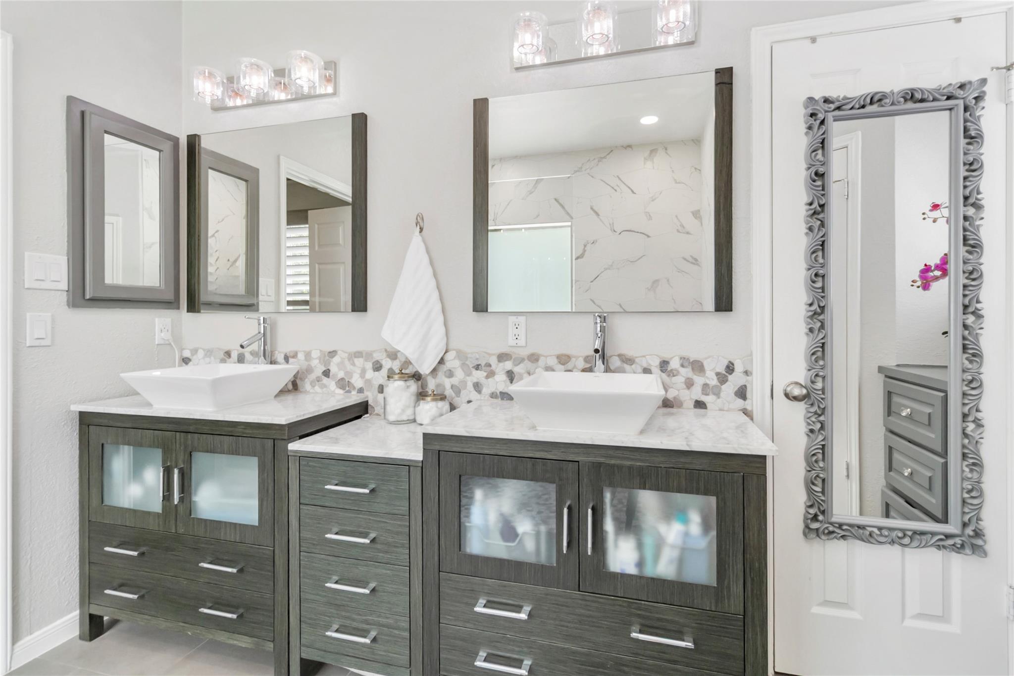 10601 Showboat Cv, Austin, TX 78730