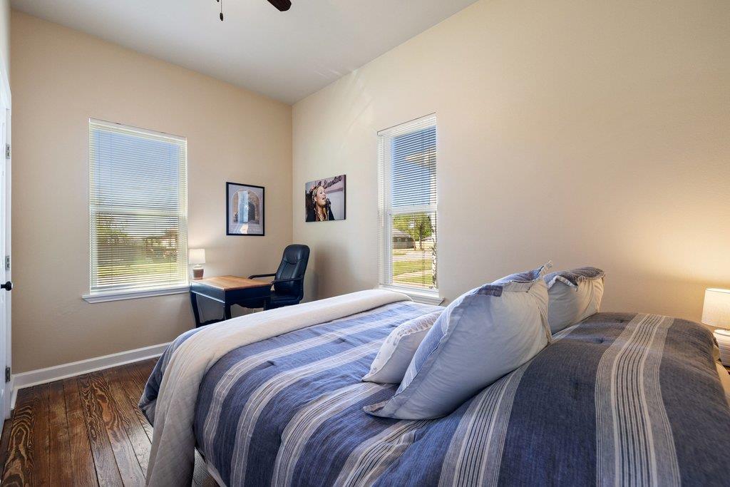 314 and 312 W 3rd St, Taylor, TX 76574