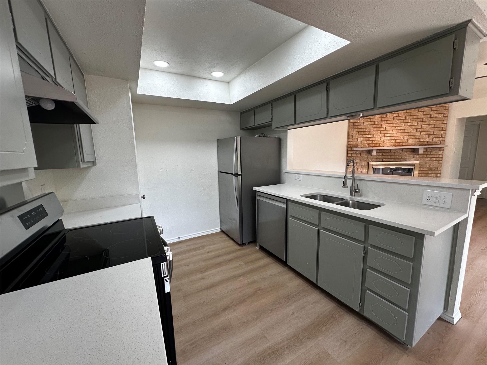 8809 Cainwood Ln, Austin, TX 78729