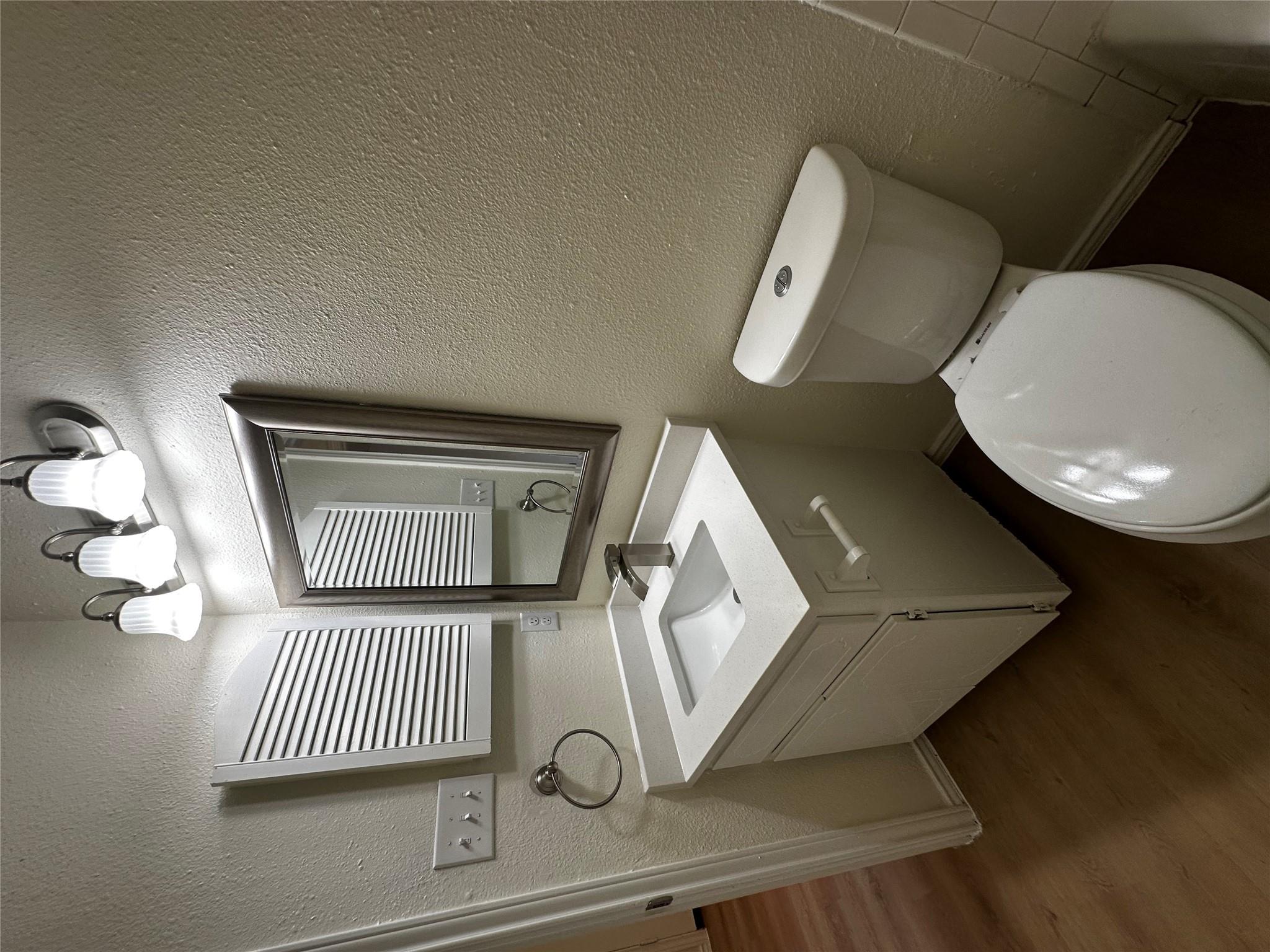 8809 Cainwood Ln, Austin, TX 78729