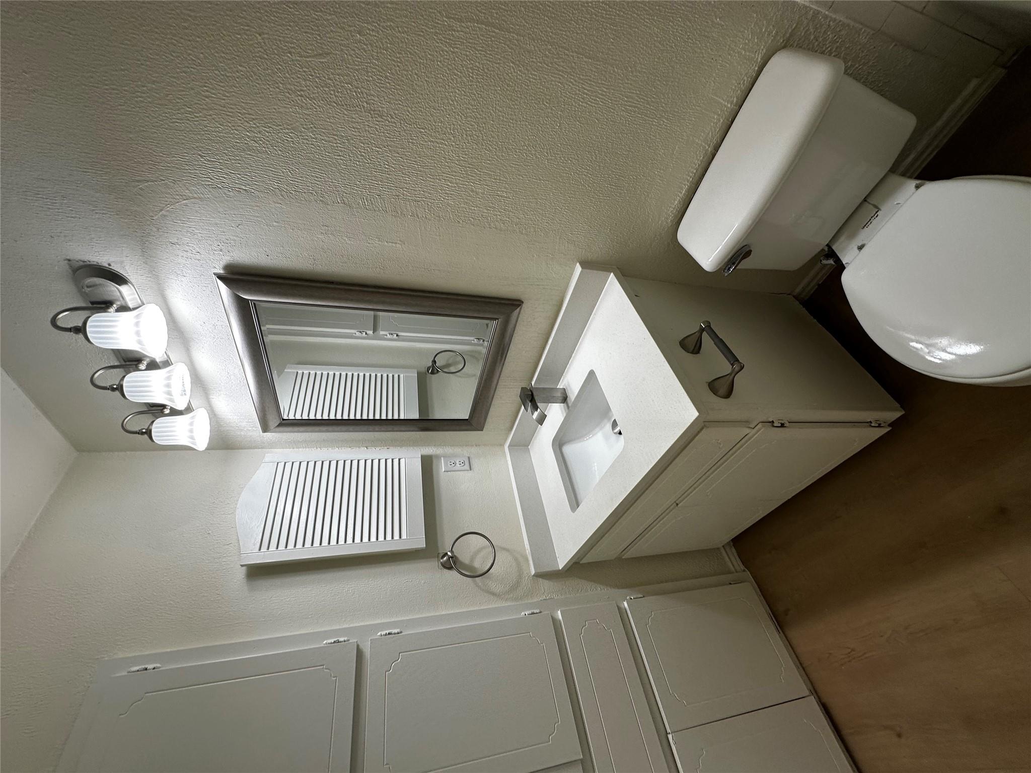 8809 Cainwood Ln, Austin, TX 78729