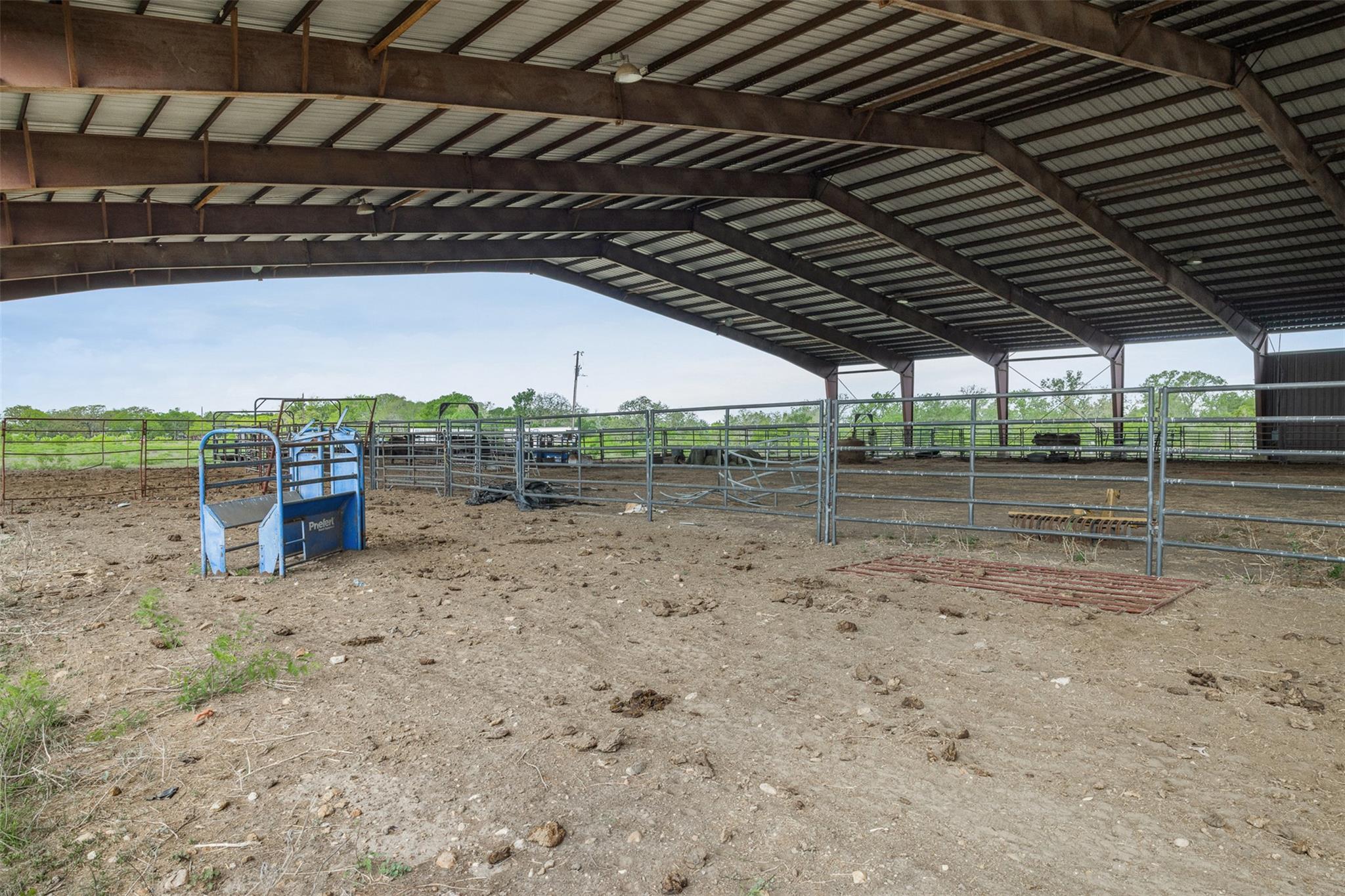 8519 State Park Rd, Lockhart, TX 78644