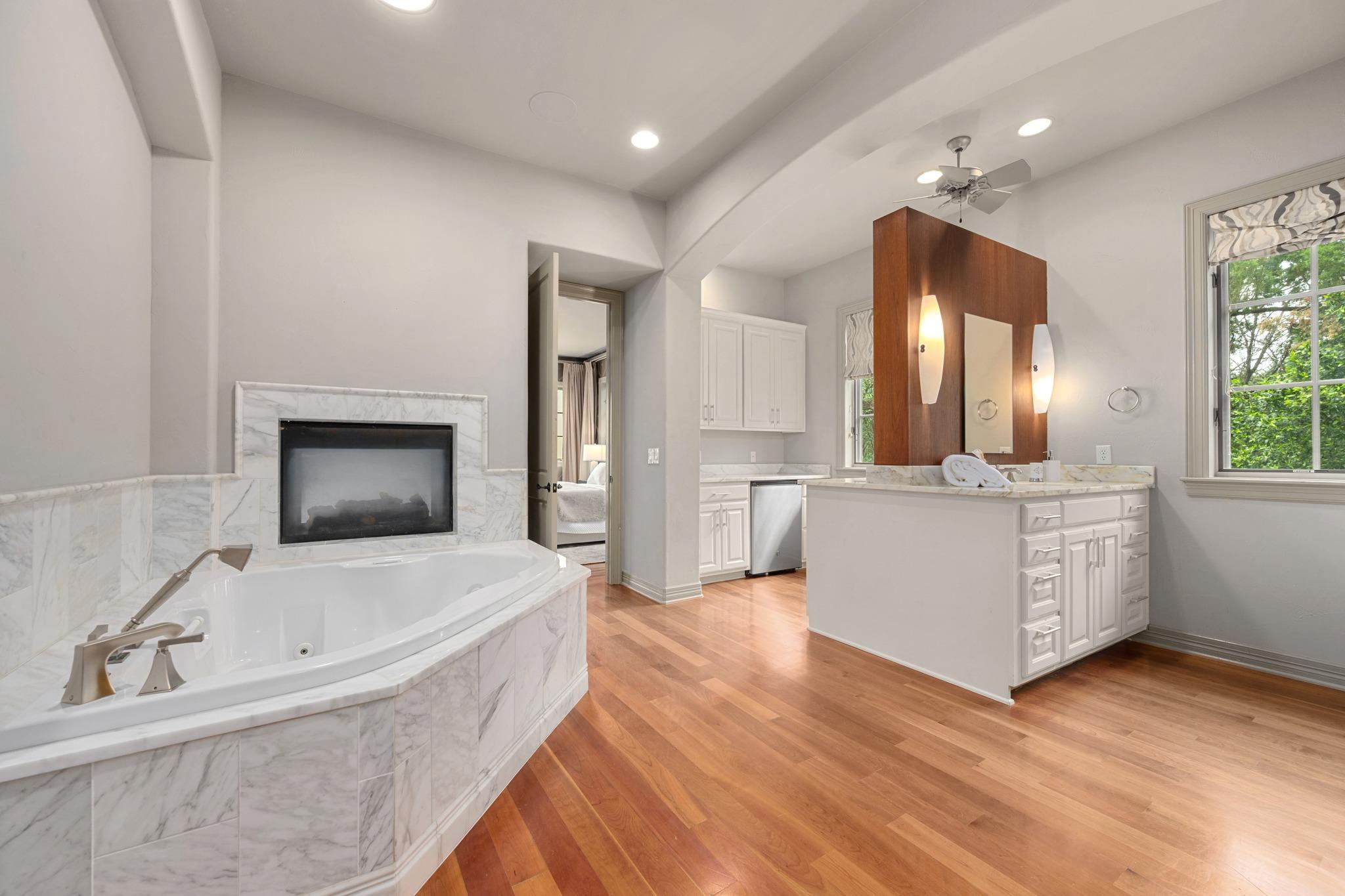 3407 Woodcutters Way, Austin, TX 78746