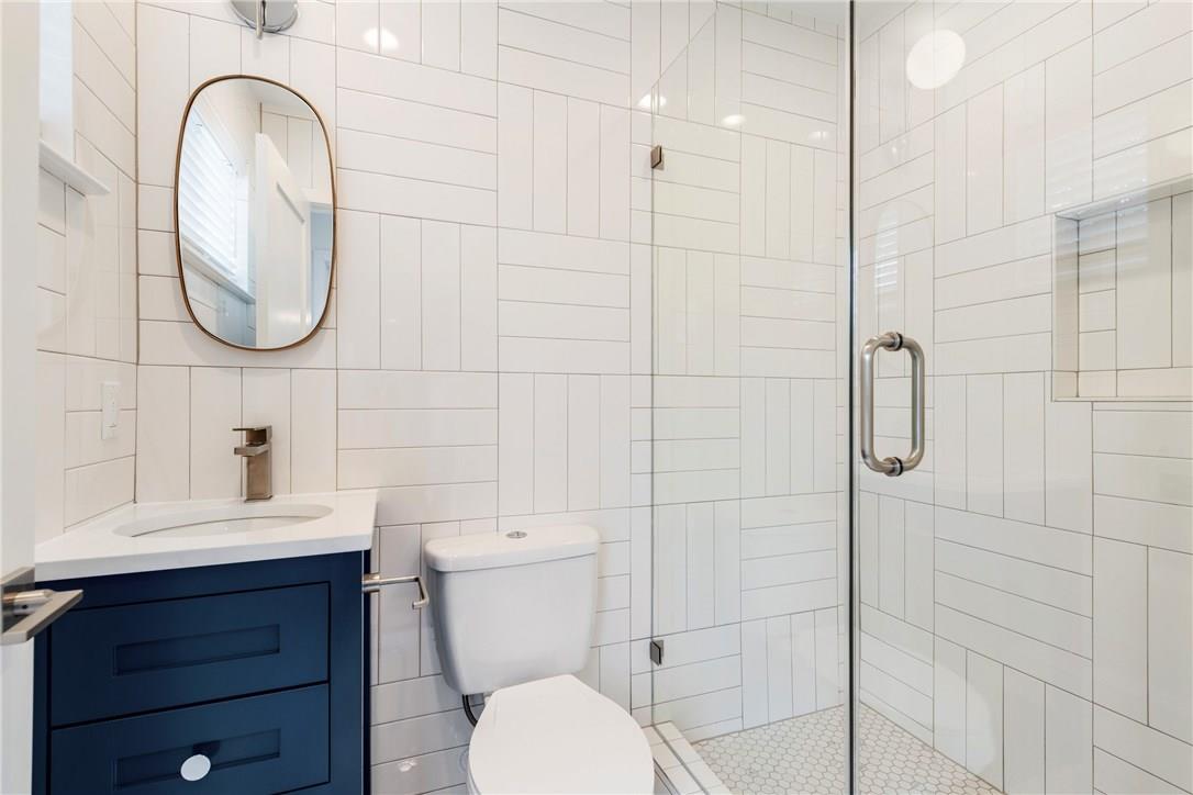 1021 E 45th St, Austin, TX 78751