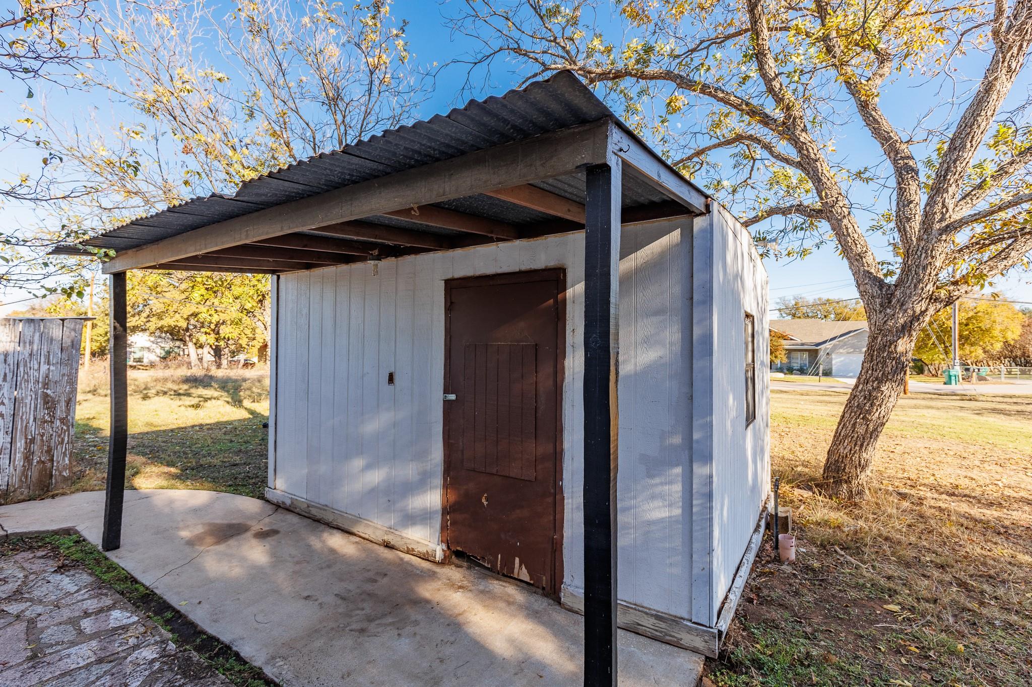 139 E Cottonwood Dr, Granite Shoals, TX 78654