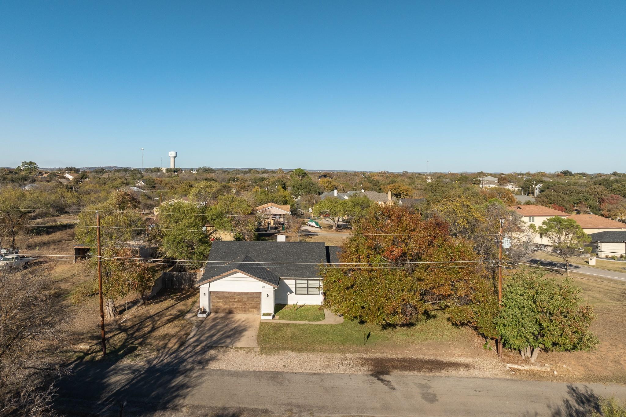 139 E Cottonwood Dr, Granite Shoals, TX 78654