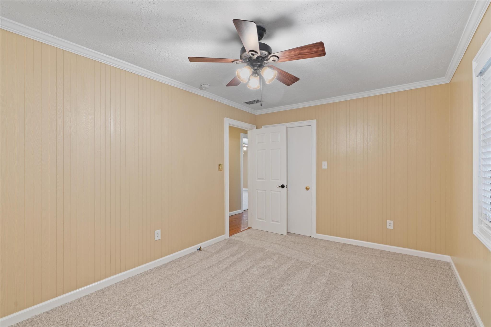 552 County Road 306, Rockdale, TX 76567