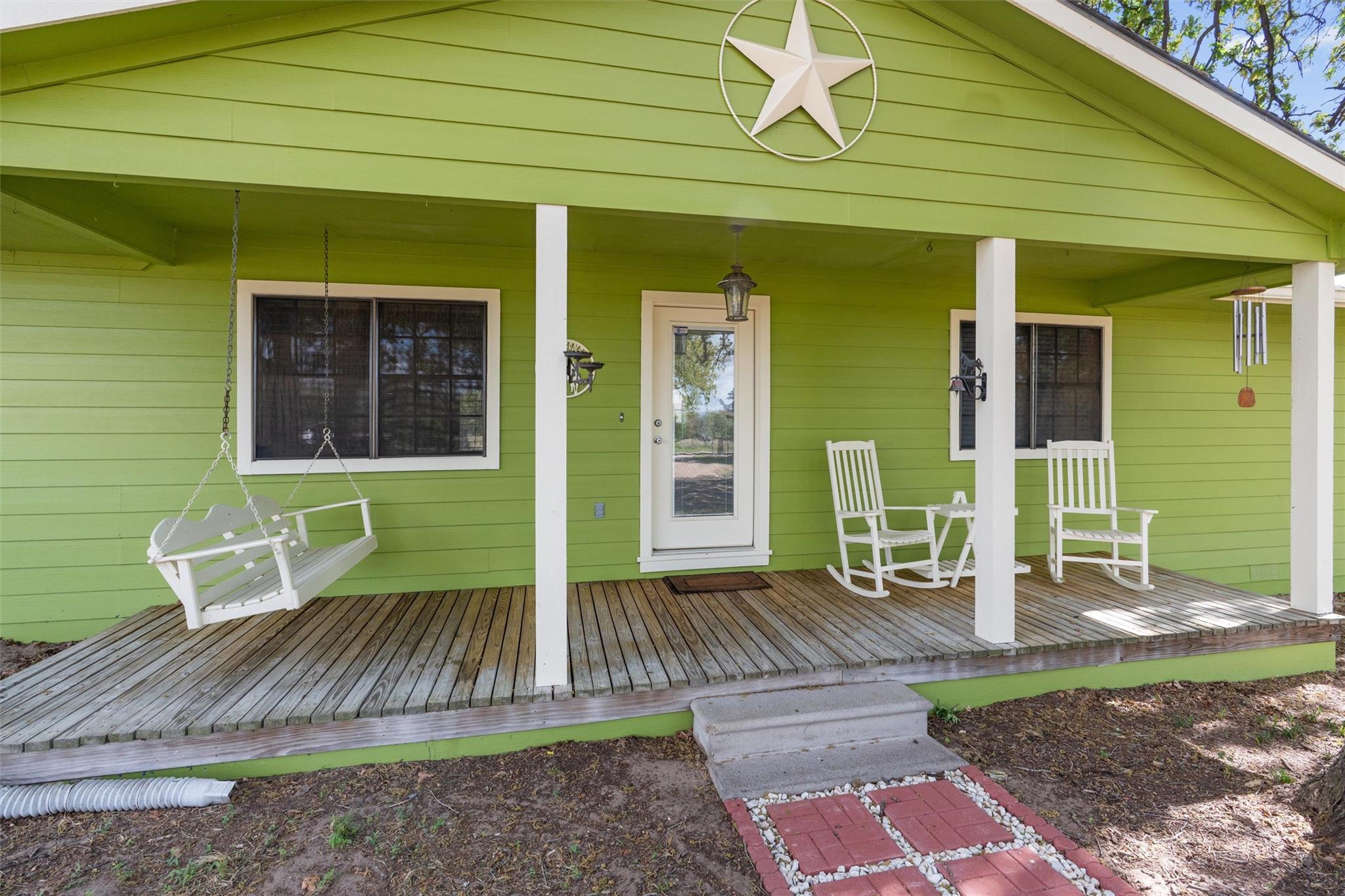 552 County Road 306, Rockdale, TX 76567