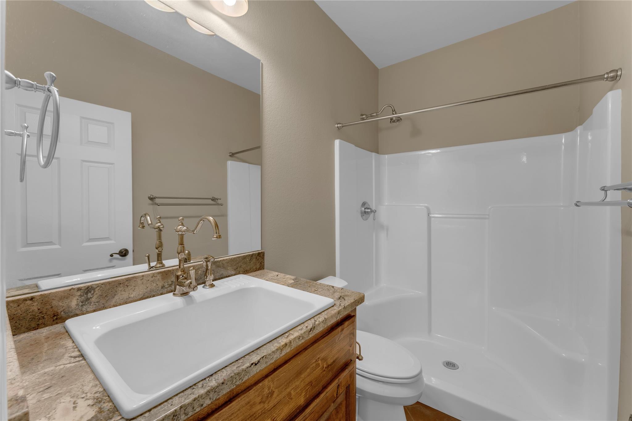 301 CR 253, Bertram, TX 78605