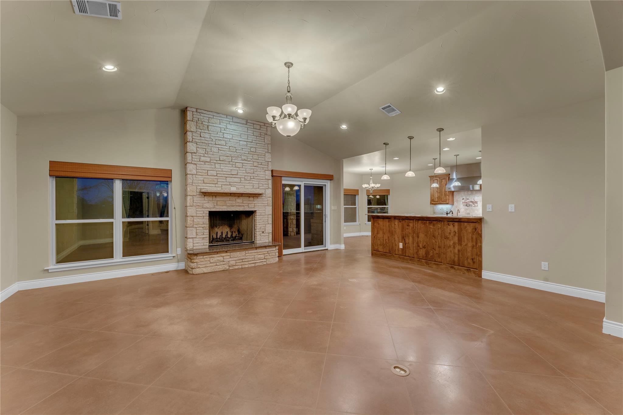 301 CR 253, Bertram, TX 78605