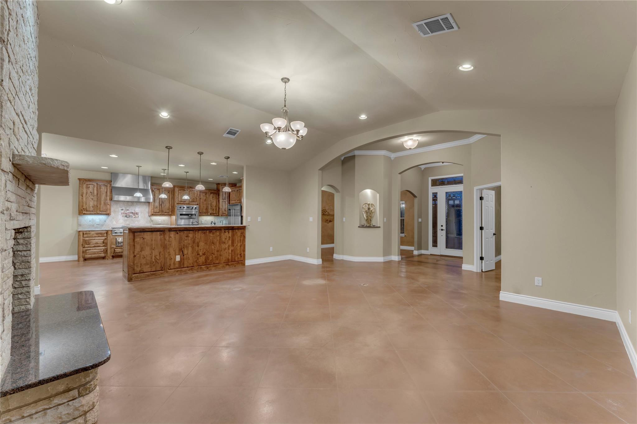 301 CR 253, Bertram, TX 78605