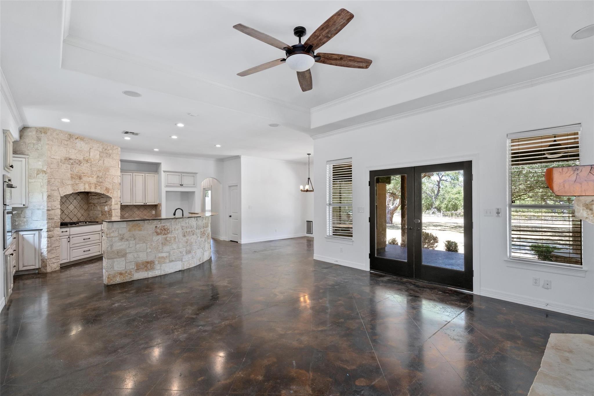 485 Canna Lily Cir, Driftwood, TX 78619