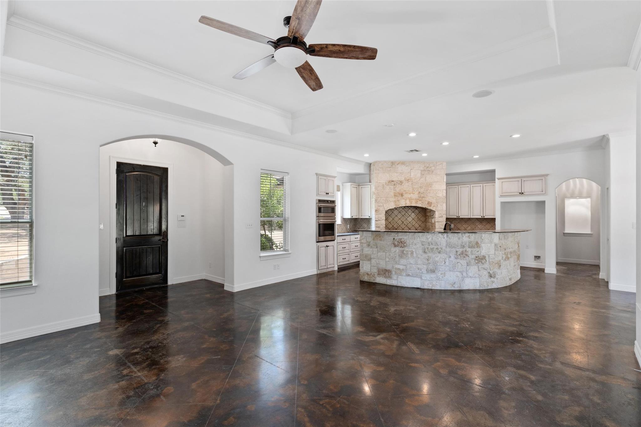 485 Canna Lily Cir, Driftwood, TX 78619