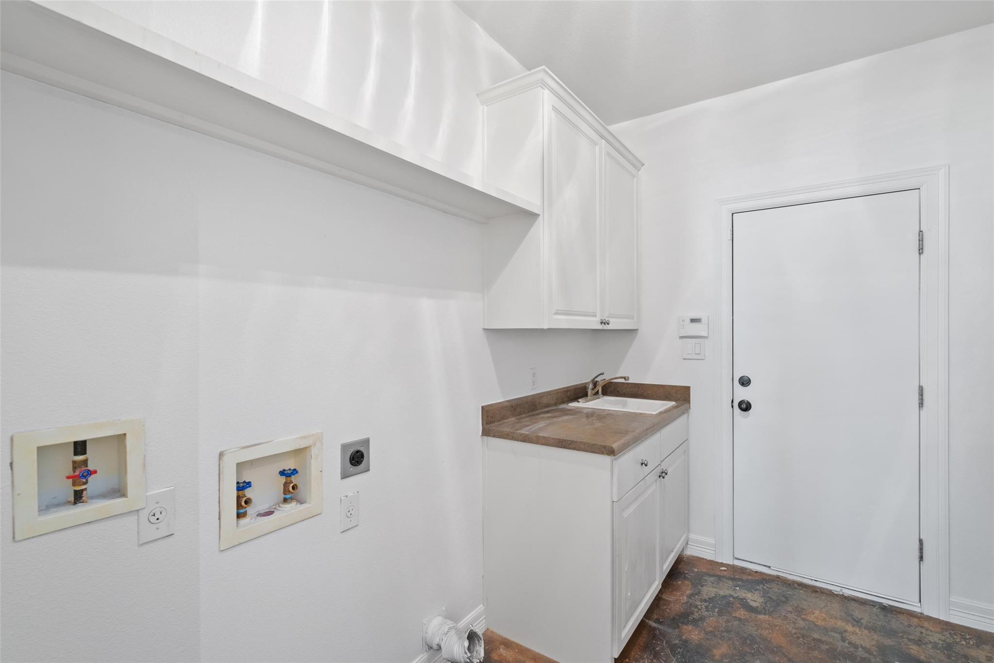 485 Canna Lily Cir, Driftwood, TX 78619