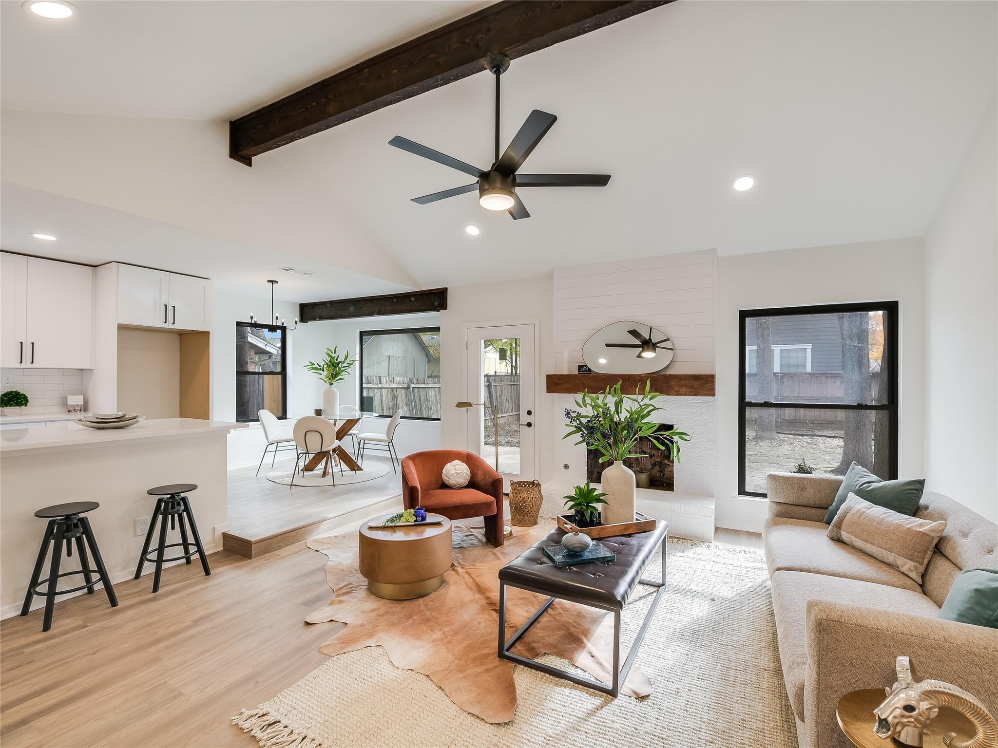 10055 Woodland Village Dr, Austin, TX 78750