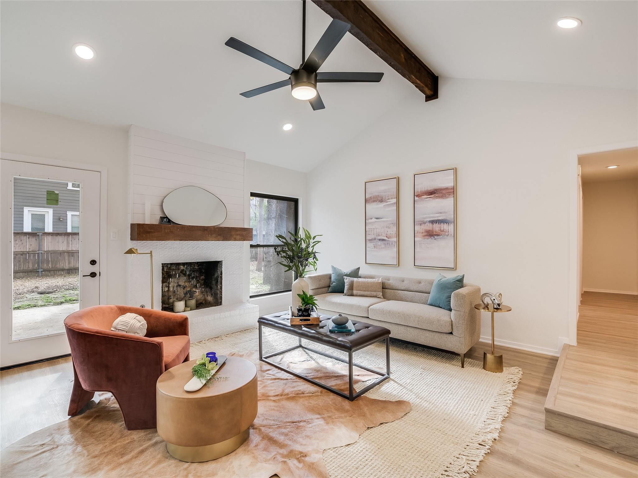 10055 Woodland Village Dr, Austin, TX 78750