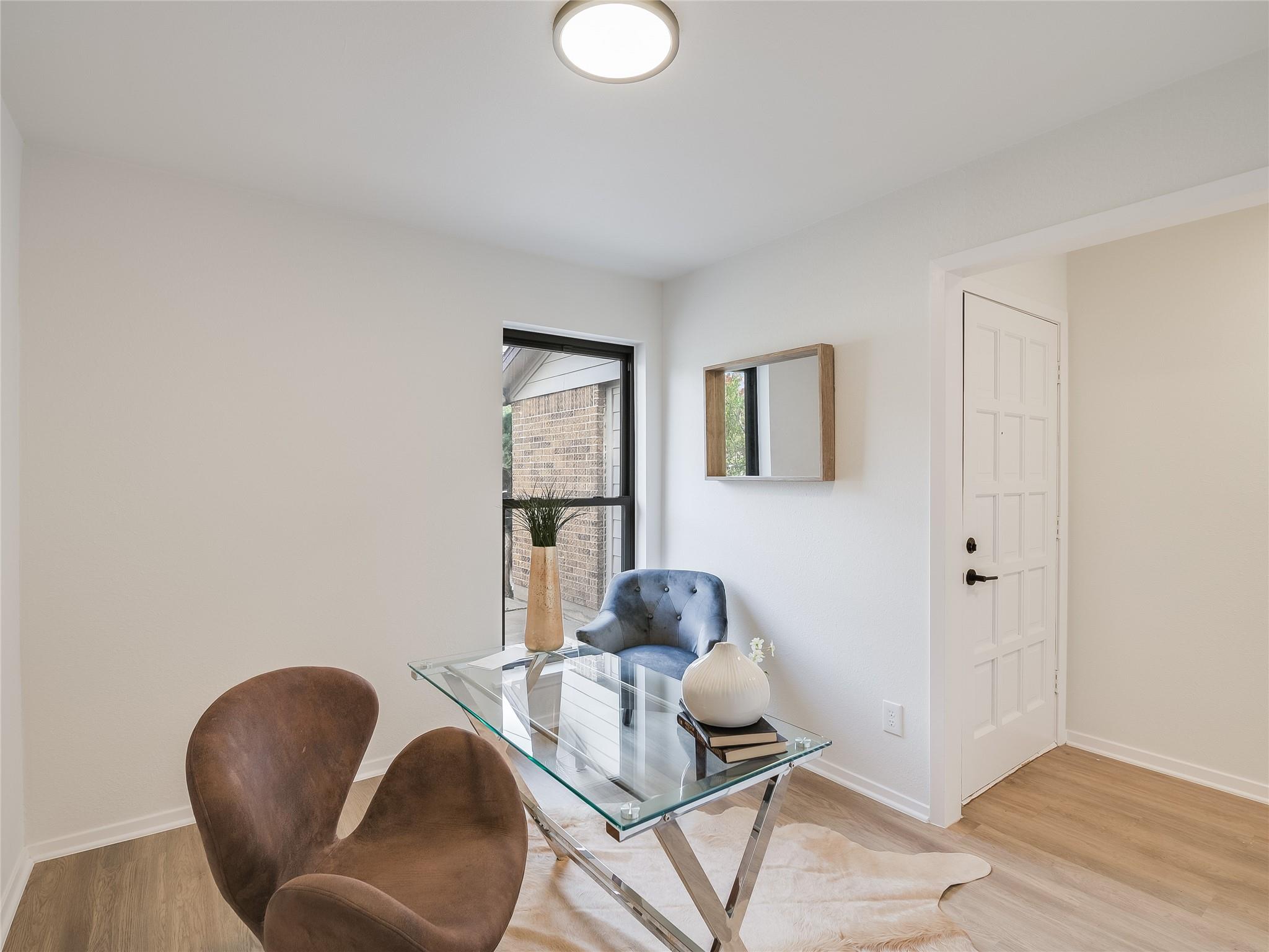 10055 Woodland Village Dr, Austin, TX 78750