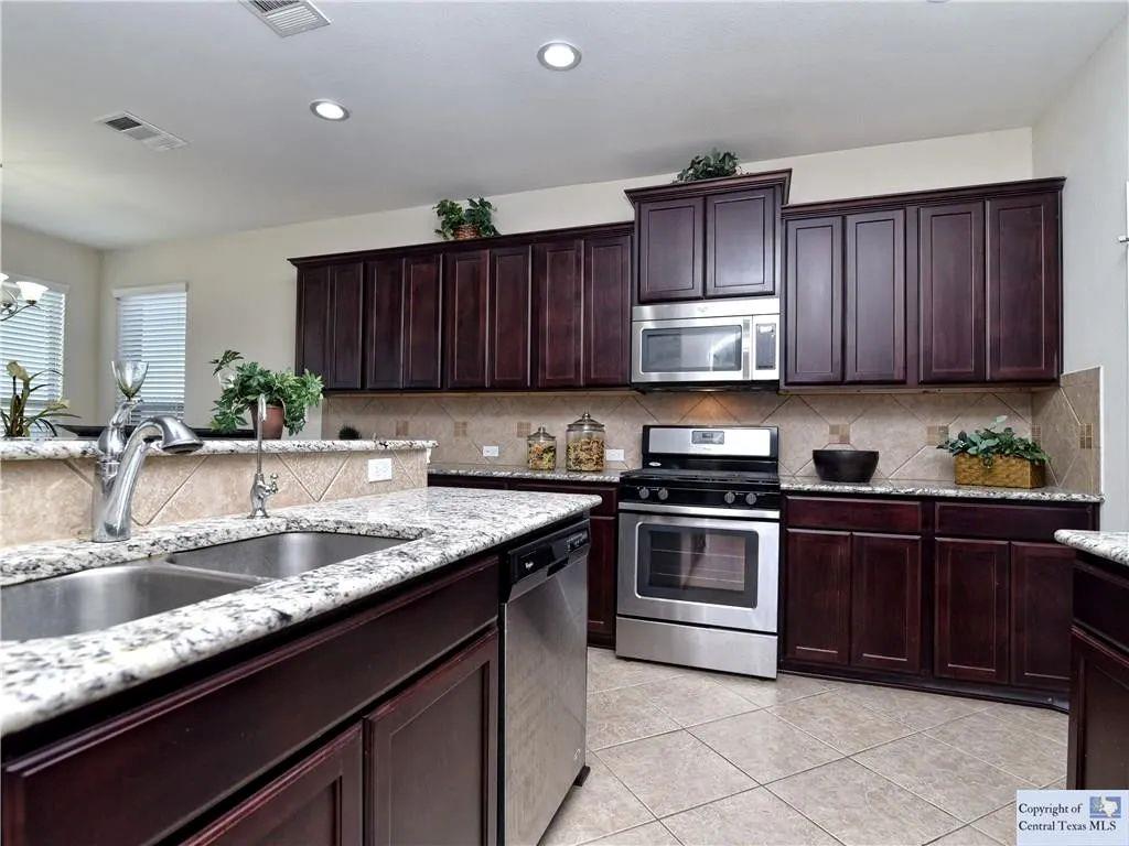 3029 Jacob Ln, San Marcos, TX 78666