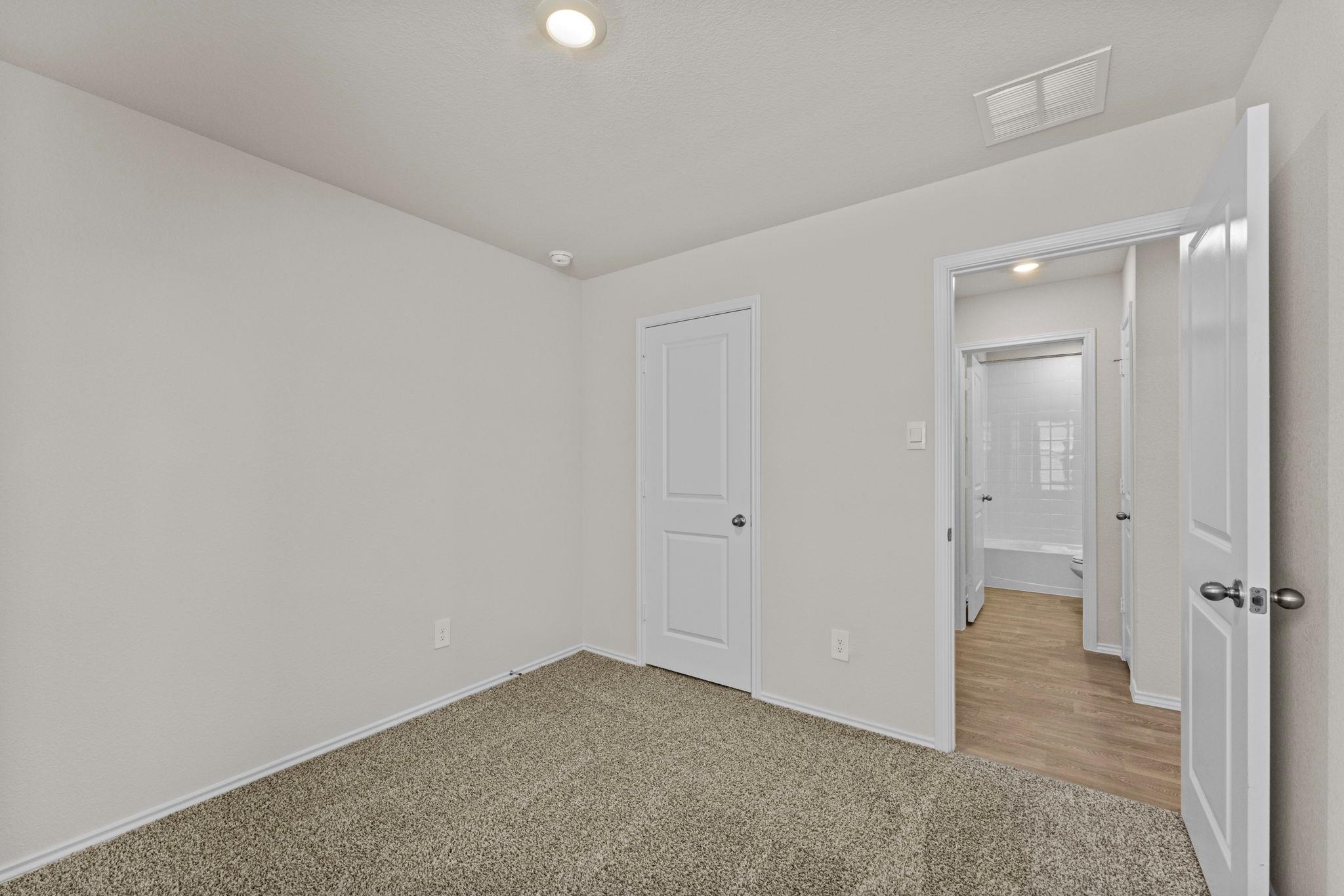 406 Low Pasture Trl, San Marcos, TX 78666