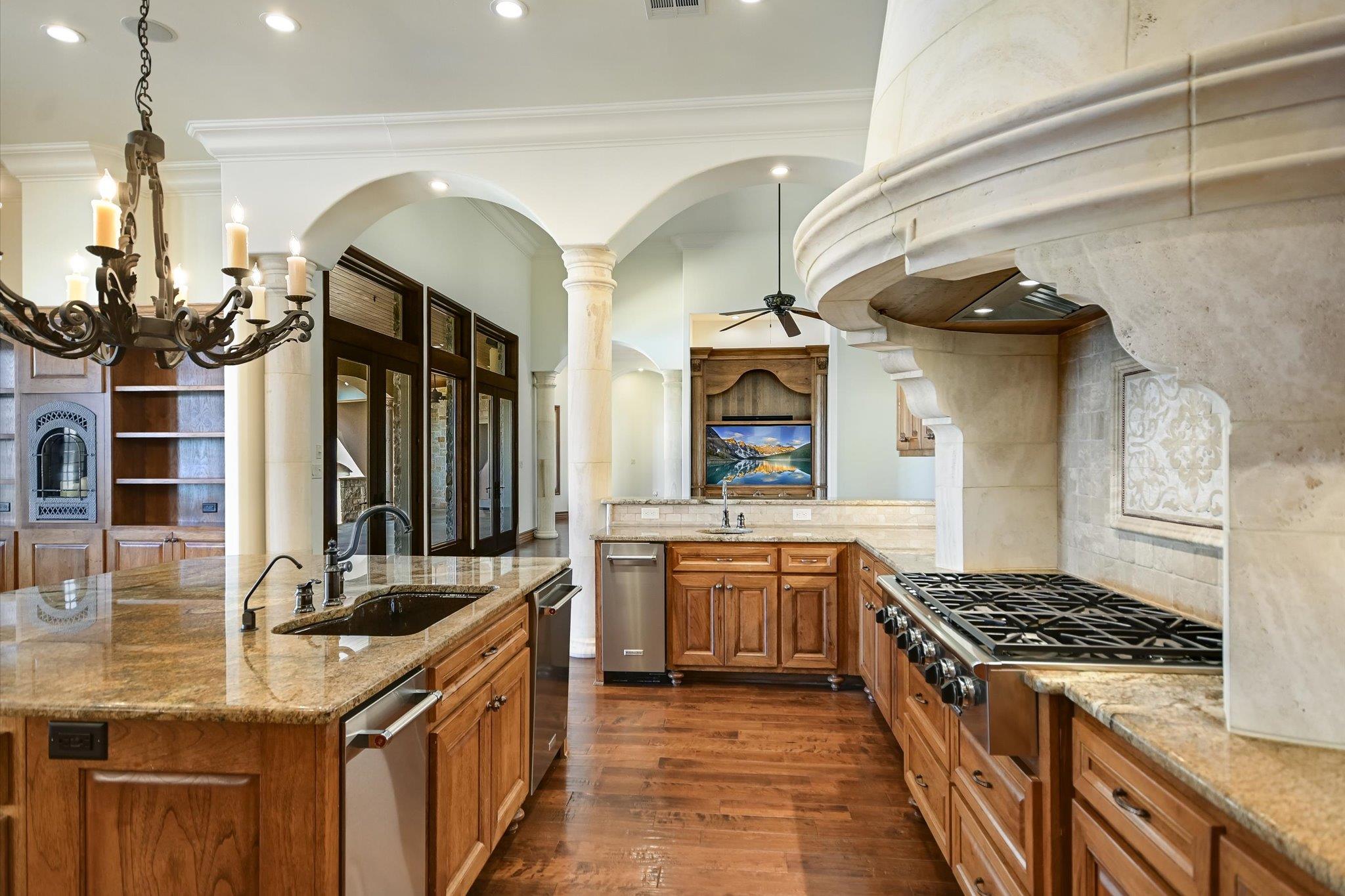 5324 W Fm 2147, Horseshoe Bay, TX 78657