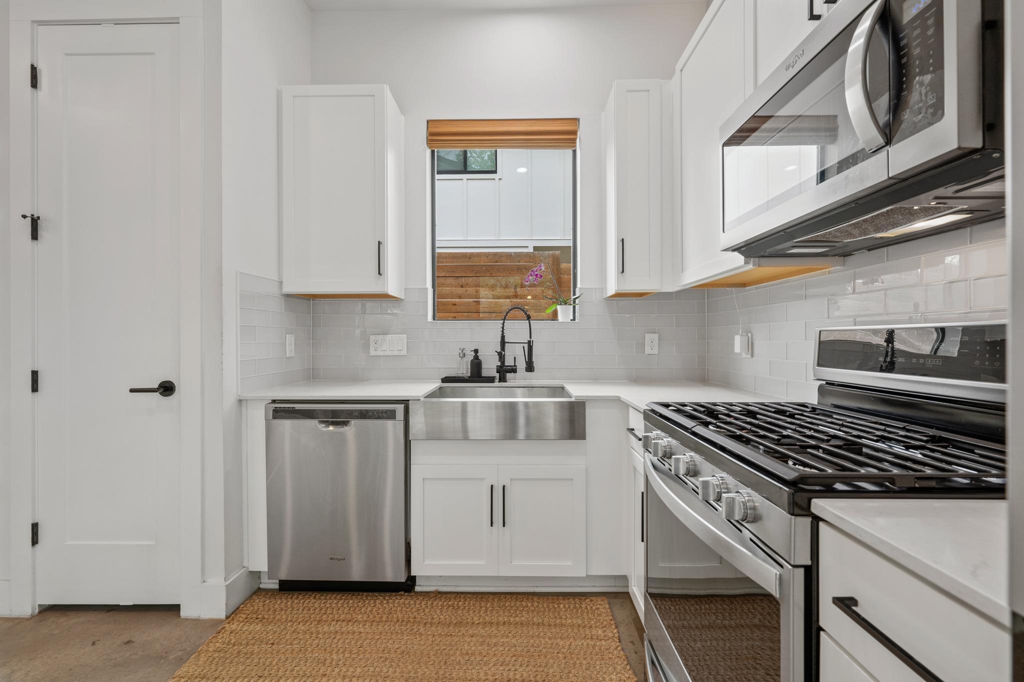 1710 Adina St # 2, Austin, TX 78721