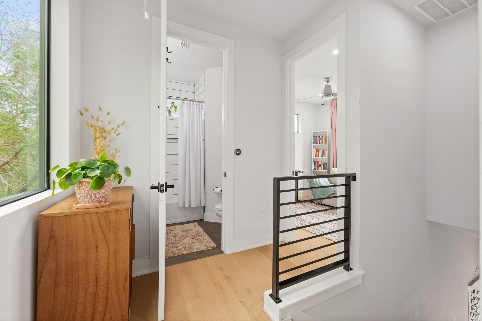 1710 Adina St # 2, Austin, TX 78721