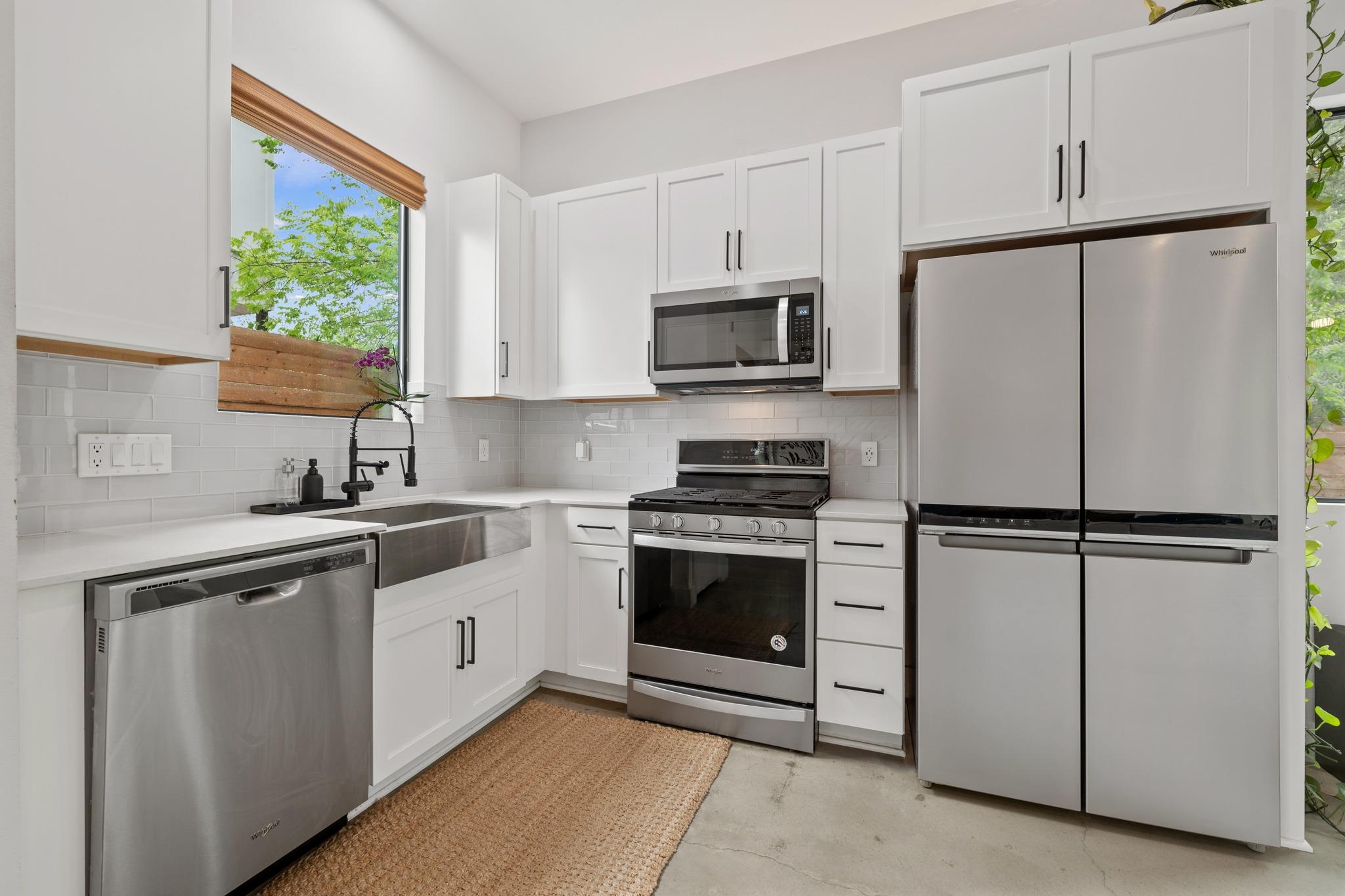 1710 Adina St # 2, Austin, TX 78721