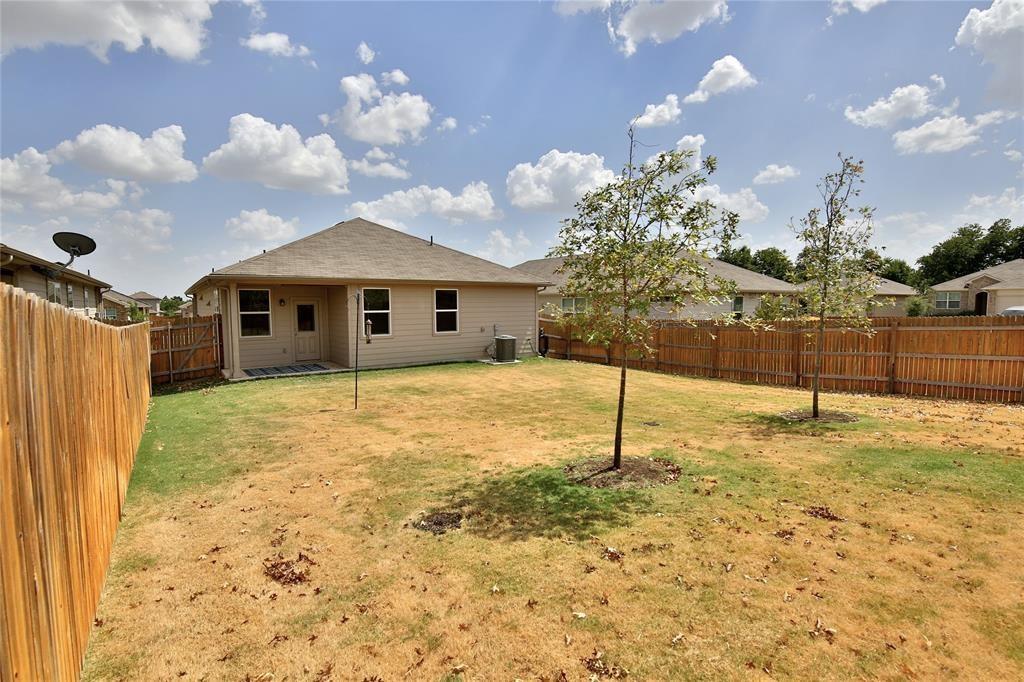 110 Mooncoin Dr, Georgetown, TX 78626