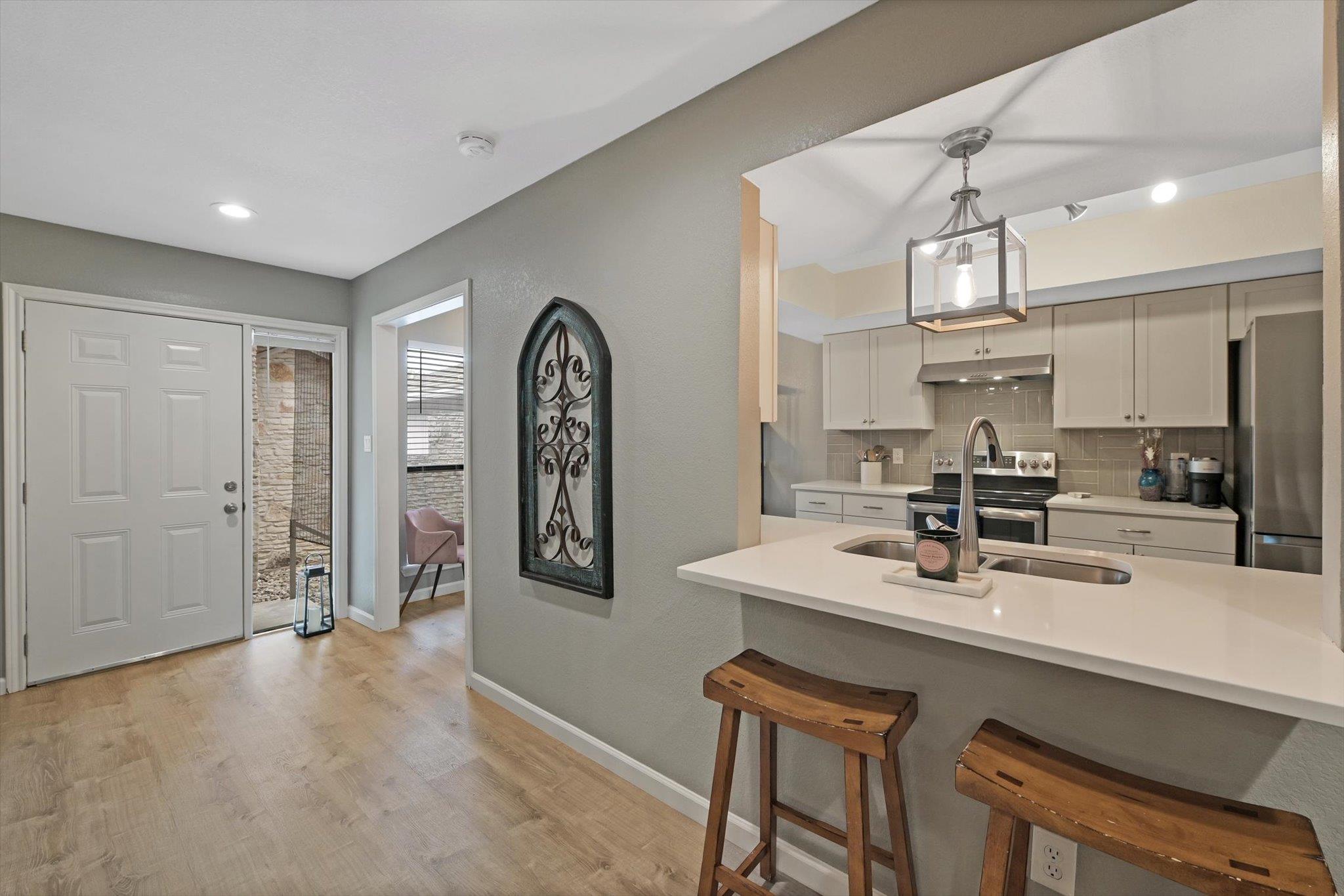 11512 Tin Cup Dr # 201, Austin, TX 78750