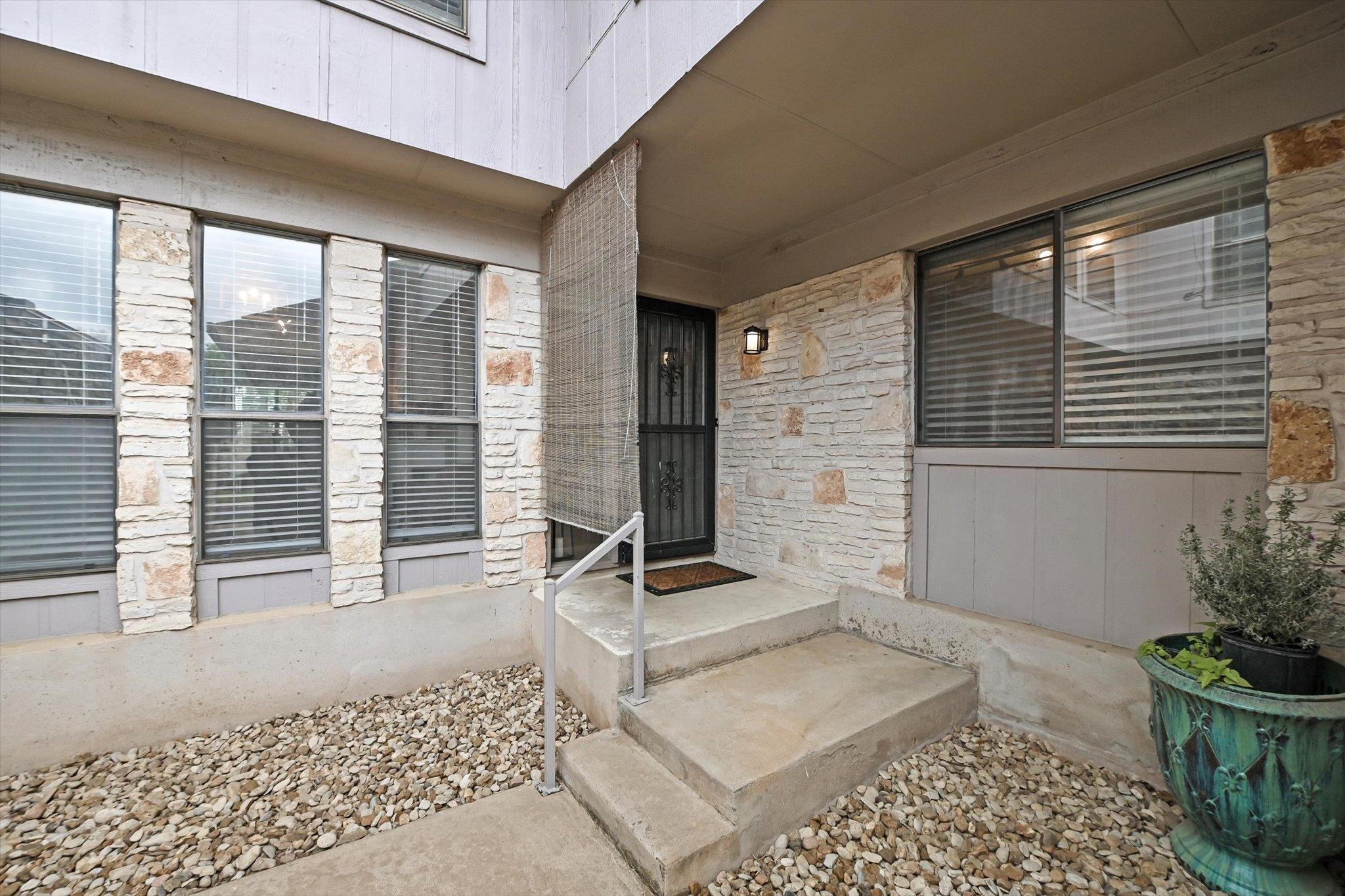 11512 Tin Cup Dr # 201, Austin, TX 78750