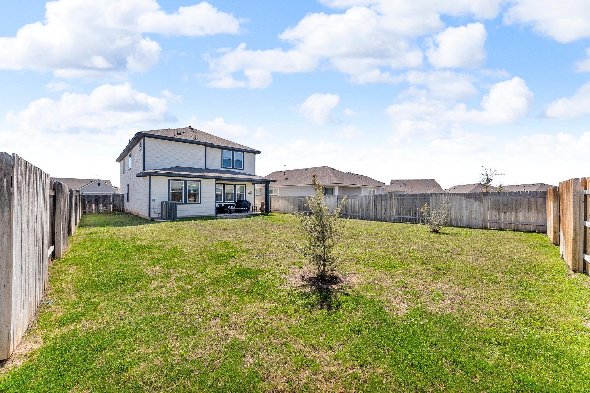 306 Cold Spring Loop, Bastrop, TX 78602