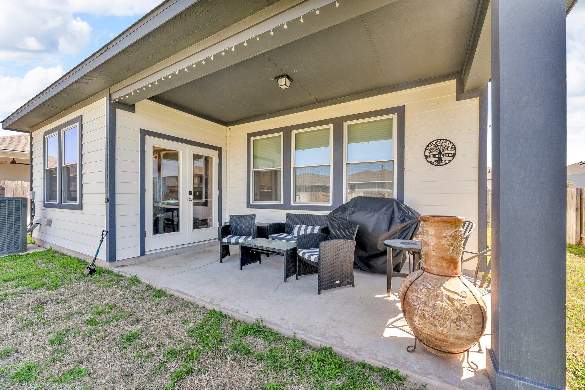 306 Cold Spring Loop, Bastrop, TX 78602