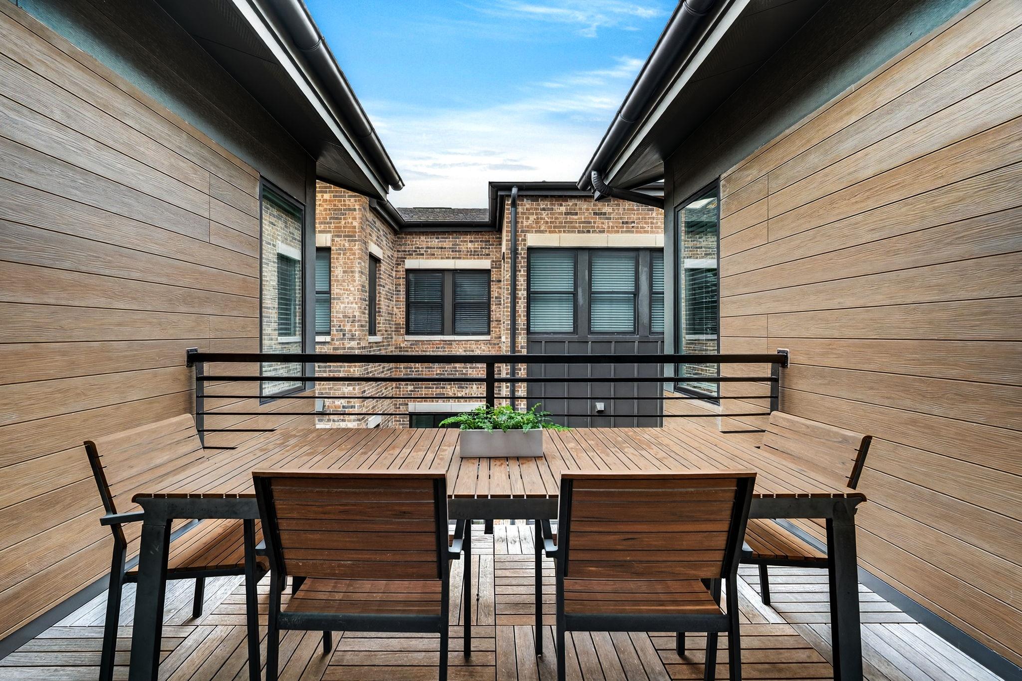 4018 Diligence Dr, Austin, TX 78731