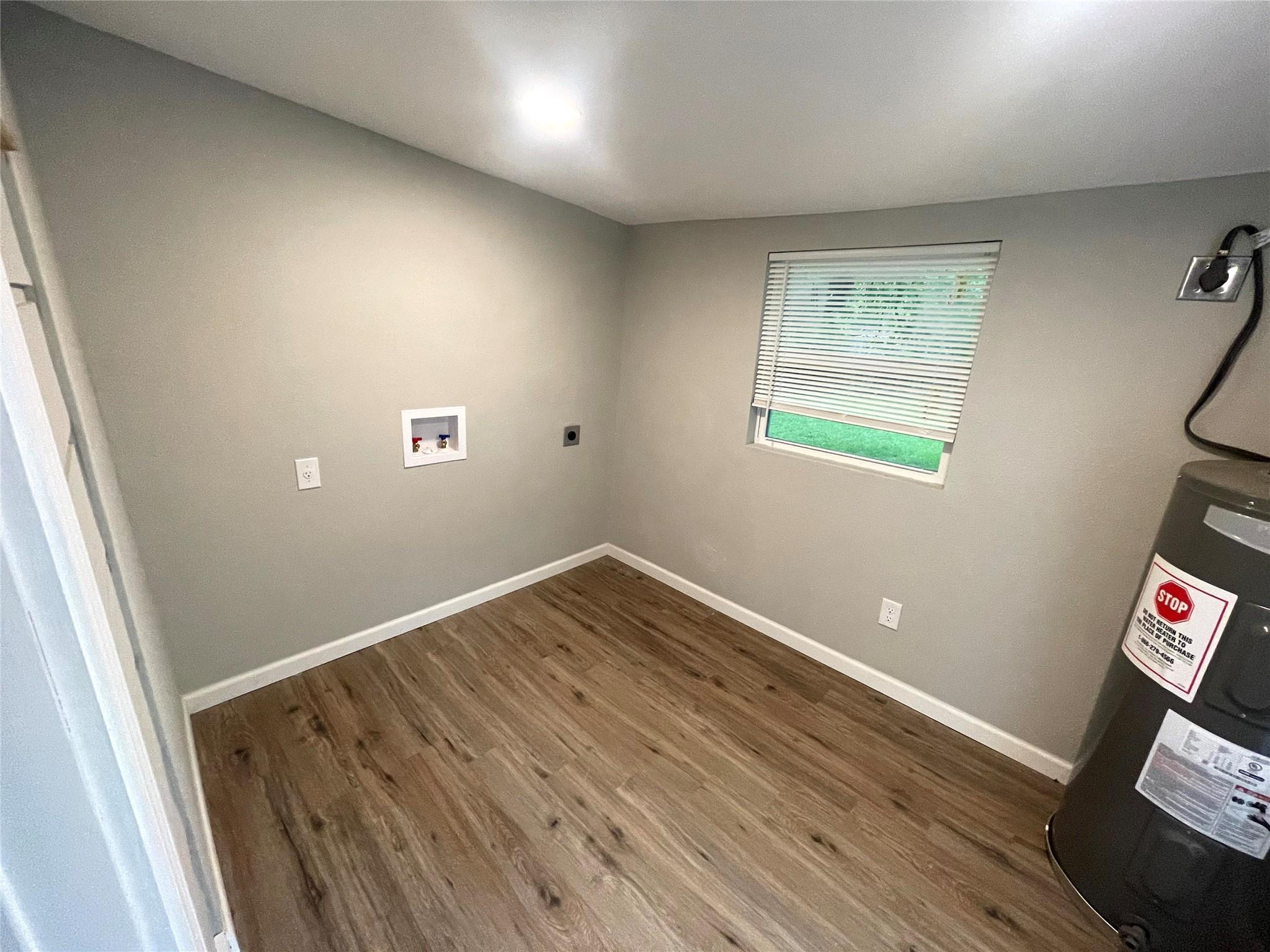 723 Pecan Ln, Cottonwood Shores, TX 78657