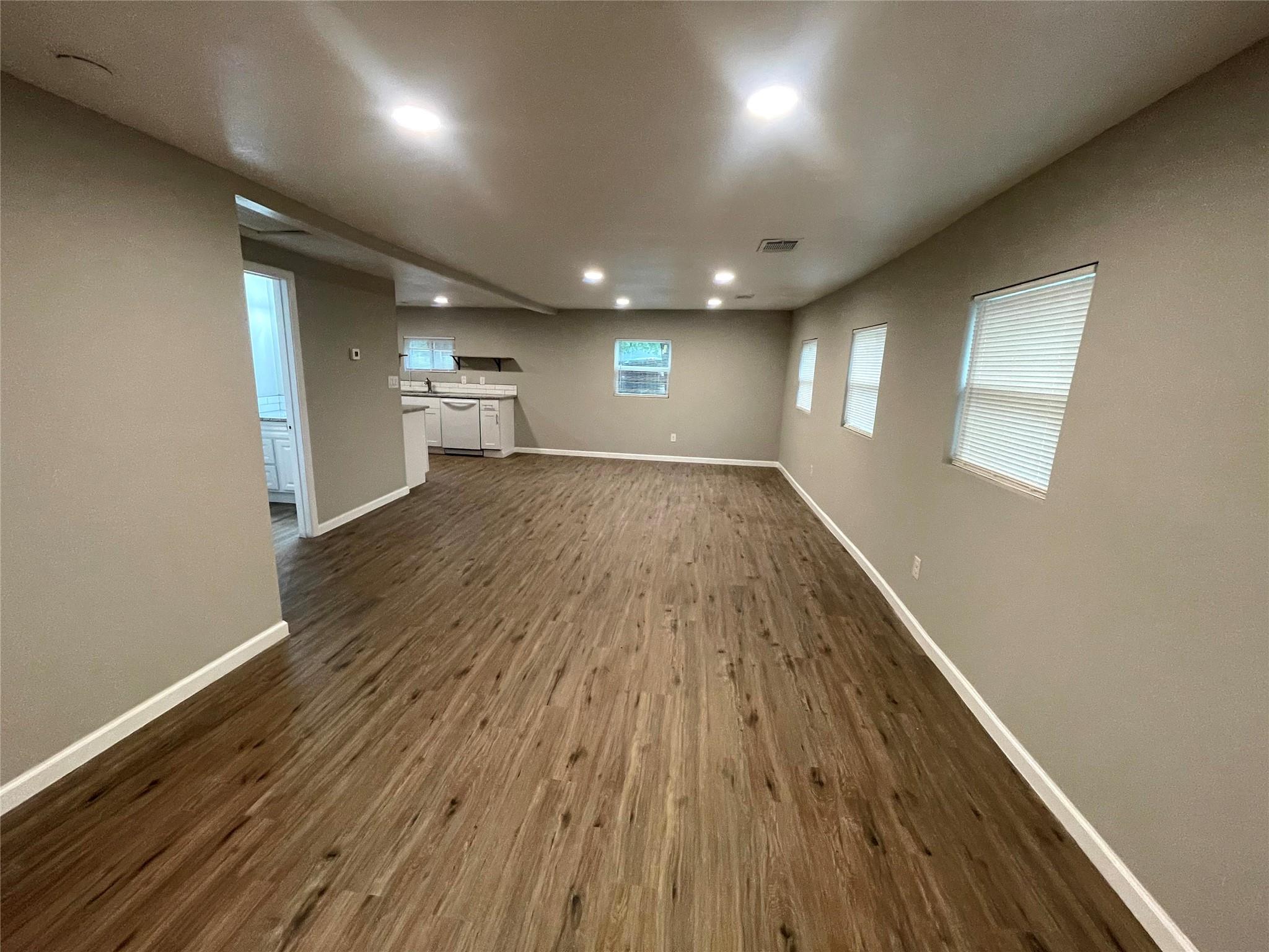 723 Pecan Ln, Cottonwood Shores, TX 78657