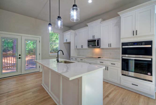 108 Huelo Ct, Bastrop, TX 78602