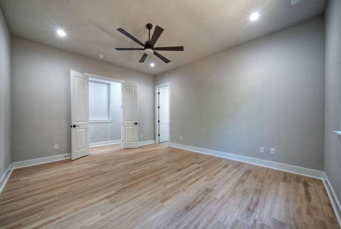 108 Huelo Ct, Bastrop, TX 78602