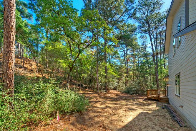 108 Huelo Ct, Bastrop, TX 78602