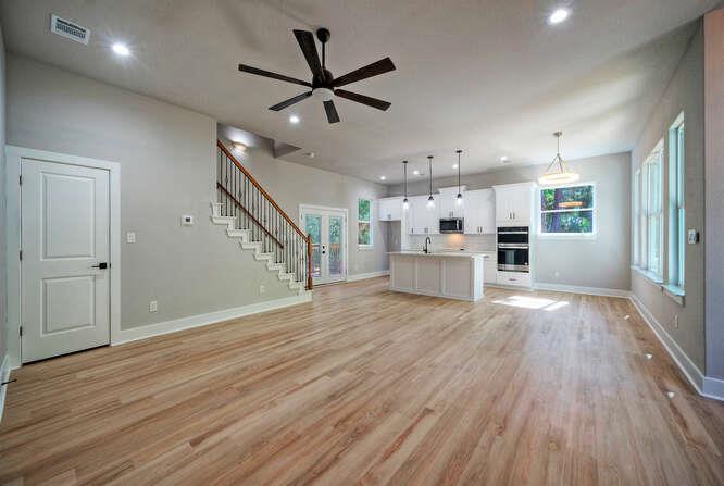 108 Huelo Ct, Bastrop, TX 78602